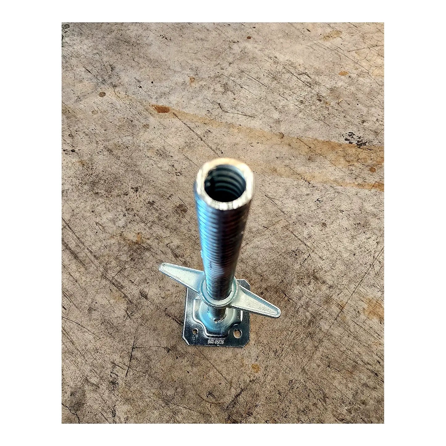 galvanised hollow base jack for tube and clip scaffolding