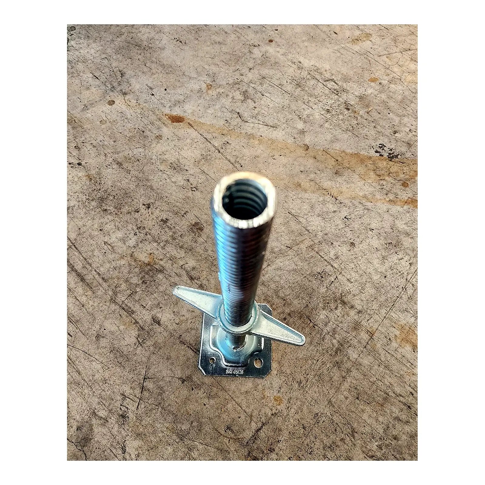 galvanised hollow base jack for tube and clip scaffolding