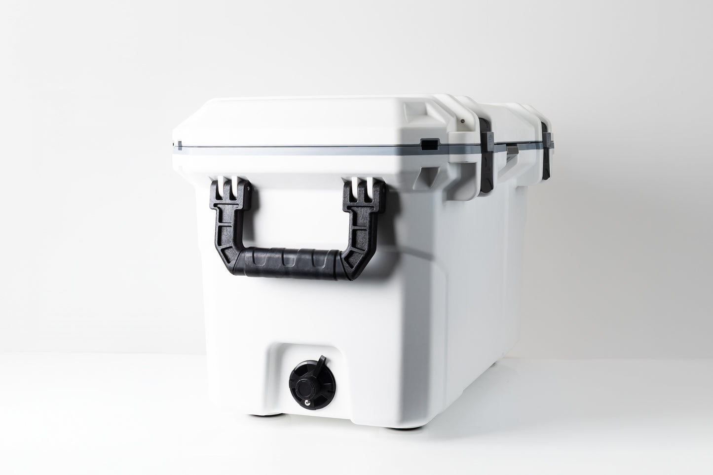 Oasis Chill Box 70L – Glacier White