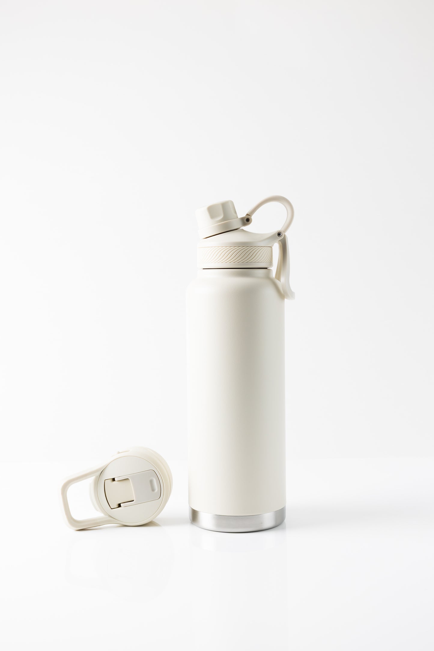 Sandstone Oasis 1.18L stainless steel insulated drink bottle with carry lid