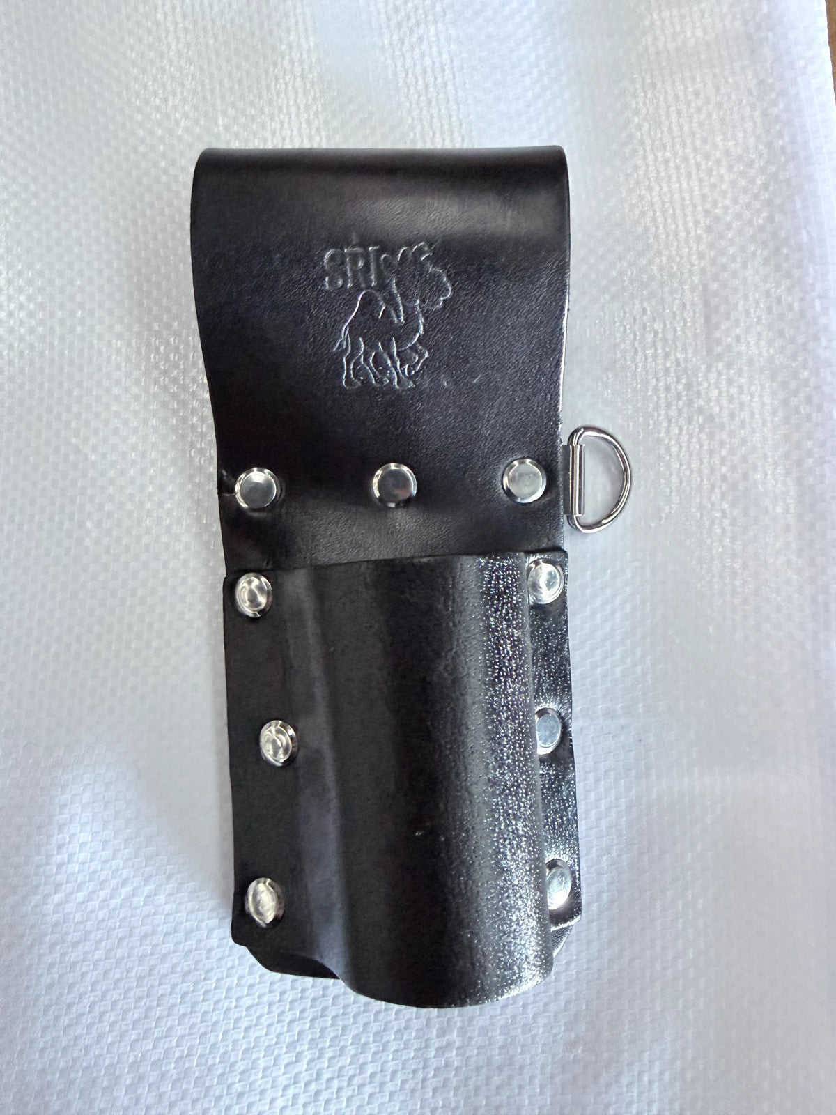 Level frog holder with D-ring for scaffolders belt